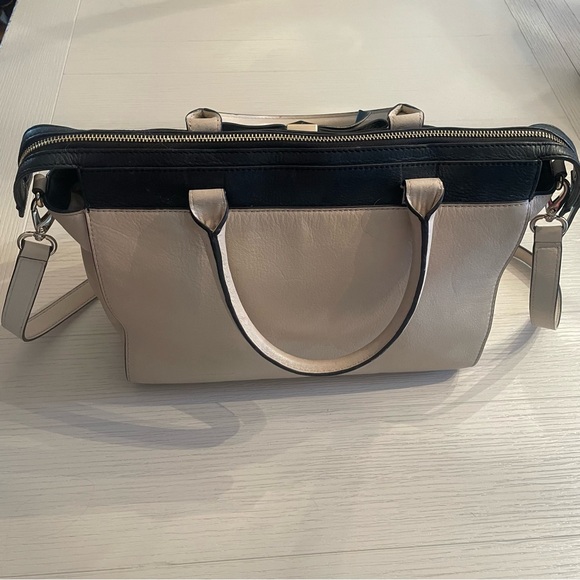 Kate Spade Pebbled Leather Satchel Shoulder Bag Black Nude Bow Purse - Picture 5 of 9